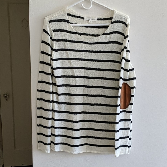 Honey Punch Sweaters - HONEY PUNCH - STRIPED SWEATER WITH ELBOW PATCH